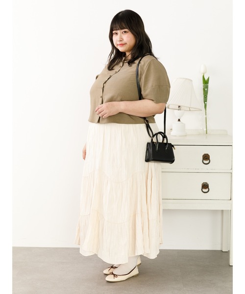 SLURR(スラ―)の「【大きいサイズ】バンドカラーショート丈ブラウス(シャツ/ブラウス・レディース・ブラック/ベージュ/モカ・L)」の7枚目の写真