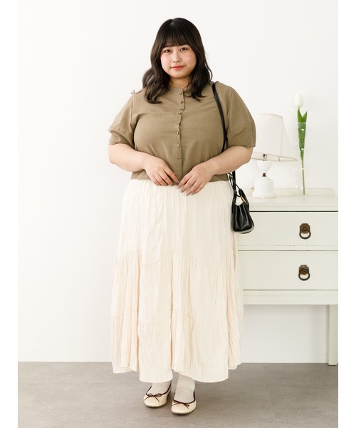 SLURR(スラ―)の「【大きいサイズ】バンドカラーショート丈ブラウス(シャツ/ブラウス・レディース・ブラック/ベージュ/モカ・L)」の9枚目の写真