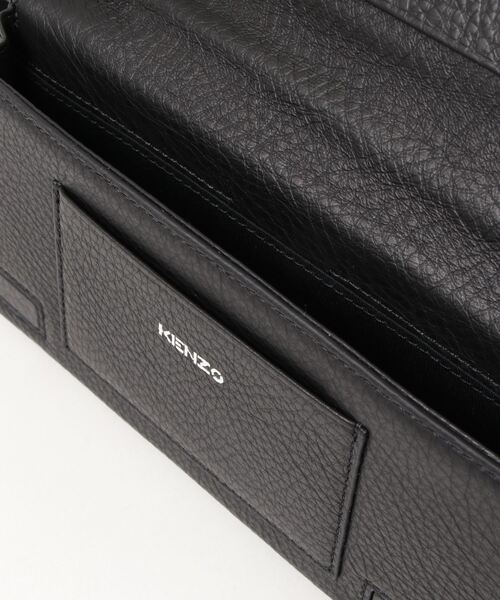 KENZO(ケンゾー)の「Kenzography Leather Strap Phoneholder(スマホグッズ・メンズ・ブラック系その他・ONE SIZE)」の2枚目の写真