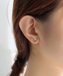 ANEMONE（アネモネ）の「ビジューフラワーイヤリング[B]（イヤリング）」