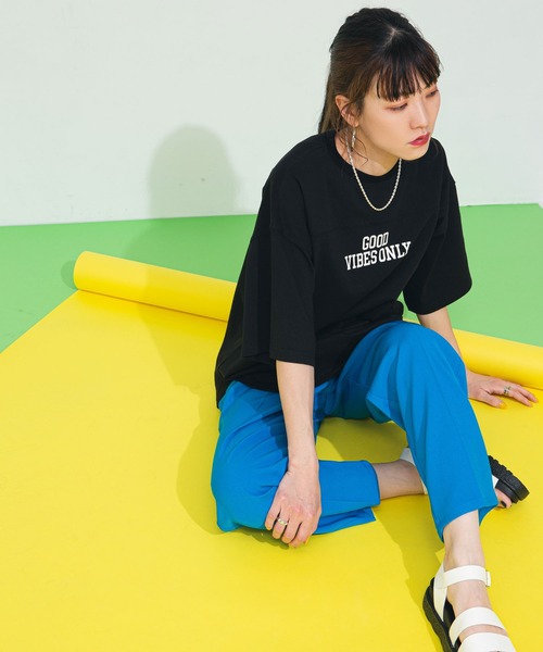 bohmal（ボマール）の「フットボールプリントロゴTシャツ（Tシャツ/カットソー・レディース・オフホワイト/ブラック・FREE）」の7枚目の写真
