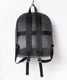 Guess（ゲス）の「VEZZOLA Smart Compact Backpack（バック