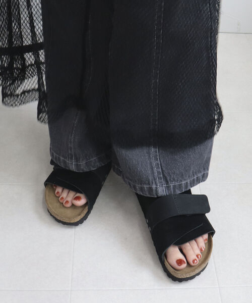 BIRKENSTOCK（ビルケンシュトック）の「【BIRKENSTOCK/ビルケンシュトック】KYOTO（サンダル・レディース・ブラック/グレイッシュベージュ・38/37）」の20枚目の写真