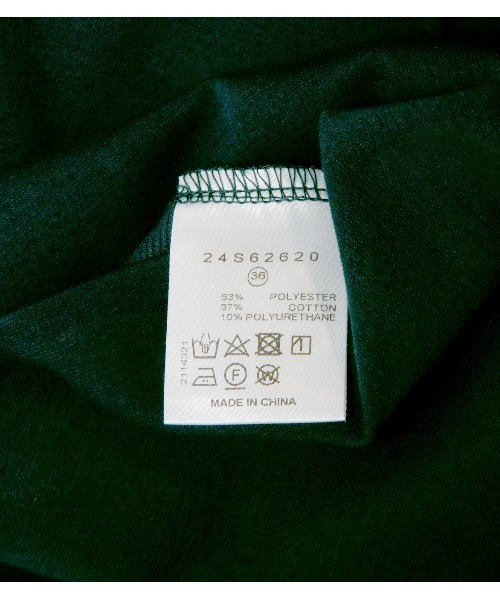 LE CIEL BLEU(ルシェルブルー)の「パールディティールスリーブレスTシャツ / Pearl Detail Sleeve less Tee(Tシャツ/カットソー・レディース・ブラック/オフホワイト/グリーン・38/36)」の18枚目の写真