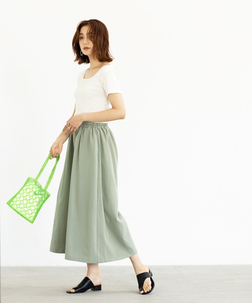 GeeRA(ジーラ)の「冷感リネン風フレアーワイドパンツ(その他パンツ・レディース・ブラック/ライトベージュ/ライトグリーン/オレンジ・MEDIUM/X-LARGE/LARGE)」の14枚目の写真