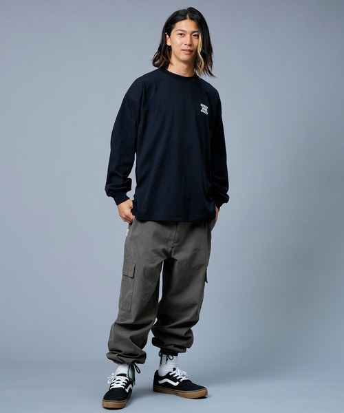 VANS(バンズ)の「【ムラサキスポーツ別注】VANS/バンズ チェッカーフラッグ バックプリントロンT 122K1020423(Tシャツ/カットソー・メンズ・ホワイト/ブラック/グレー・M/L/XL/XXL)」の17枚目の写真