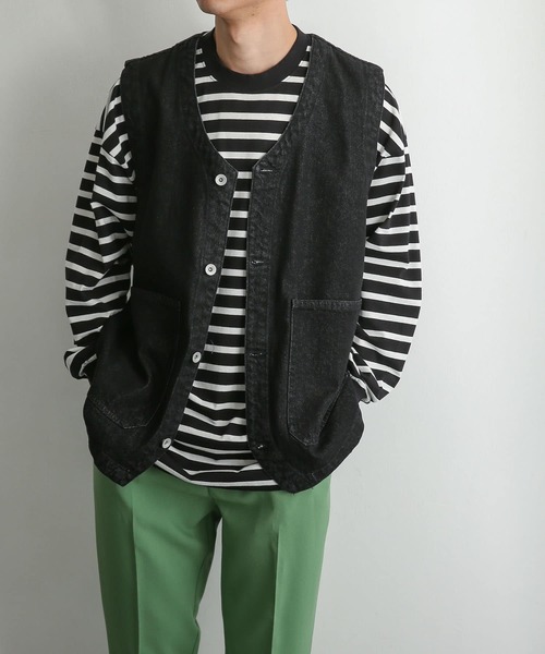 SENSE OF PLACE by URBAN RESEARCH（センスオブプレイスバイアーバンリサーチ）の「『ユニセックス』 Vネックデニムベスト（ベスト・メンズ・ブラック/インディゴブルー・MEDIUM/LARGE）」の11枚目の写真