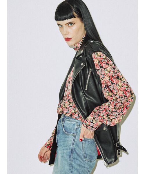 jouetie（ジュエティ）の「ボリュームスリーブリボンタイブラウス（シャツ/ブラウス・レディース・ピンク/イエロー/グリーン/クリア/その他1/その他2/オフホワイト/ブラック・MEDIUM）」の8枚目の写真