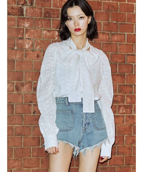 jouetie（ジュエティ）の「ボリュームスリーブリボンタイブラウス（シャツ/ブラウス・レディース・ピンク/イエロー/グリーン/クリア/その他1/その他2/オフホワイト/ブラック・MEDIUM）」の2枚目の写真