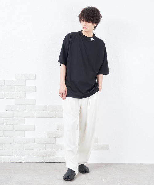 NIDO（ニド）の「if×NIDOモックネック半袖Ｔ（Tシャツ/カットソー・メンズ・グレイッシュベージュ/チャコールグレー・LARGE/MEDIUM）」の4枚目の写真