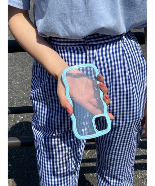 WC（ダブル シー）の「ウェーブiphoneケース（スマホグッズ・レディース・ホワイト/サックスブルー/ピンク/ライトパープル・1/2）」の6枚目の写真