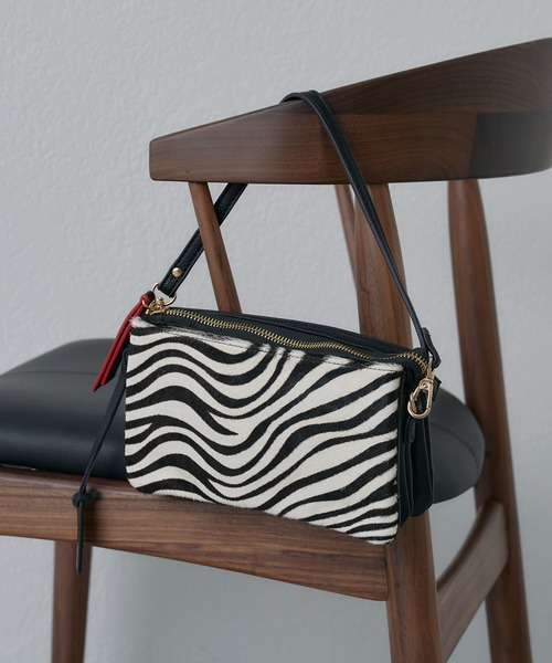 Pal collection（パルコレクション）の「ハラコ風ウォレットバック（ショルダーバッグ・レディース・ホワイト/ホワイト系その他/ブラック系その他・FREE）」の18枚目の写真