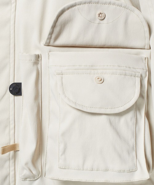 DAIWA PIER39（ダイワピア39）の「DAIWA PIER39 TECH PERFECT FISHING JACKET ダイワピア フィッシング ジャケット（その他アウター・メンズ・ホワイト/ブラック・MEDIUM/LARGE/X-LARGE/SMALL）」の6枚目の写真