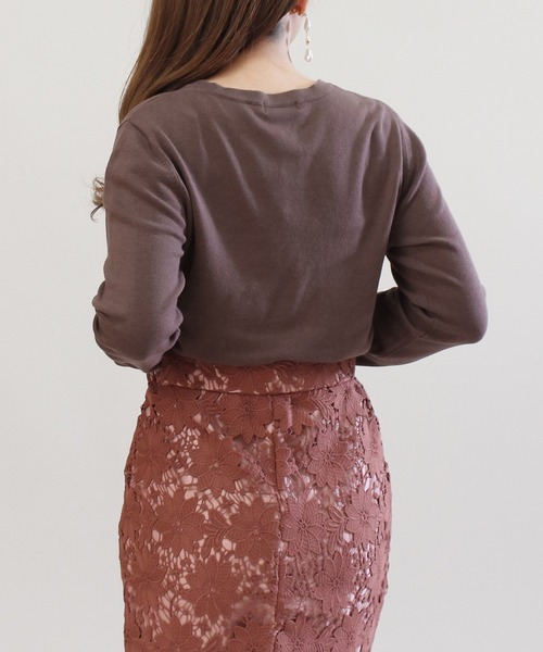 TRUDEA(トルディア)の「ショート丈ニットカーディガン(カーディガン/ボレロ・レディース・モカ/ワイン/ブラック/ホワイト・MEDIUM/LARGE)」の13枚目の写真