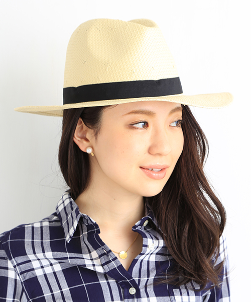 B:MING by BEAMS(ビーミングバイビームス)の「<InRed 6月号掲載>ビーミング by ビームス / ツバ広ペーパーHAT(ハット・レディース・ナチュラル/ネイビー・ONE SIZE)」の1枚目の写真