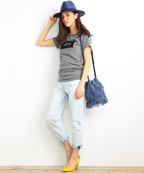 B:MING by BEAMS(ビーミングバイビームス)の「<InRed 6月号掲載>ビーミング by ビームス / ツバ広ペーパーHAT(ハット・レディース・ナチュラル/ネイビー・ONE SIZE)」の14枚目の写真