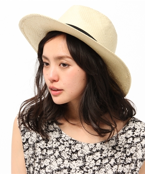 B:MING by BEAMS(ビーミングバイビームス)の「<InRed 6月号掲載>ビーミング by ビームス / ツバ広ペーパーHAT(ハット・レディース・ナチュラル/ネイビー・ONE SIZE)」の10枚目の写真