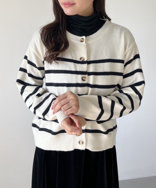 CLEA(クレア)の「カラータートルカットソーインナー(Tシャツ/カットソー・レディース・ホワイト/ブラック/ブラウン・FREE)」の13枚目の写真