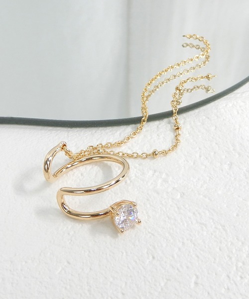 minia（ミニア）の「チェーンイヤーカフ(片耳)（イヤーカフ・レディース・ゴールド系1/ゴールド系2/ゴールド系3/ゴールド系4・FREE）」の2枚目の写真