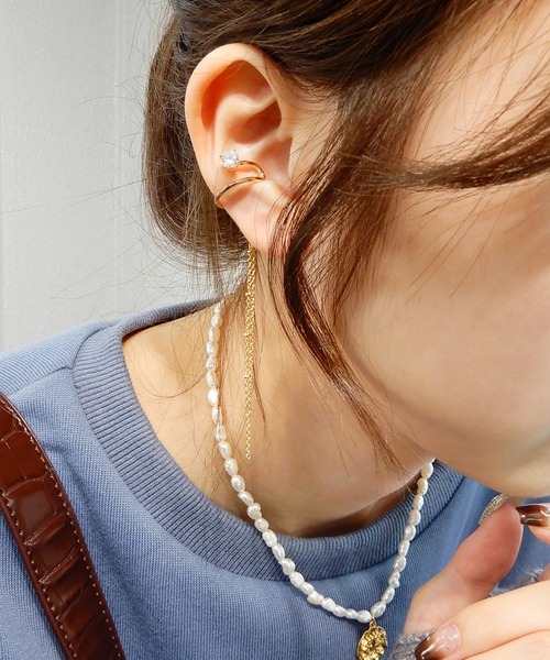 minia（ミニア）の「チェーンイヤーカフ(片耳)（イヤーカフ・レディース・ゴールド系1/ゴールド系2/ゴールド系3/ゴールド系4・FREE）」の6枚目の写真