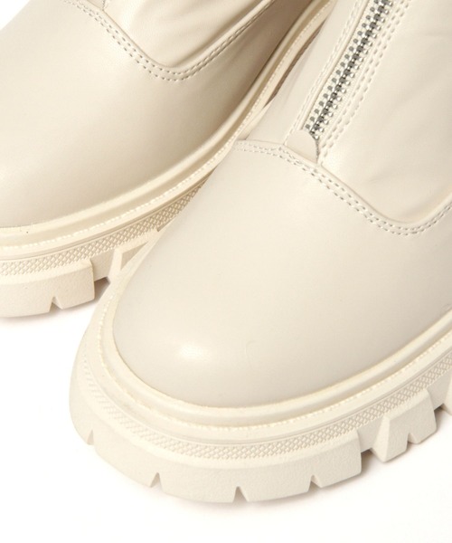 ALAND（エーランド）の「センターZIPショートブーツ 2171293（ブーツ・レディース・オフホワイト/ブラック・SMALL/MEDIUM/LARGE）」の12枚目の写真
