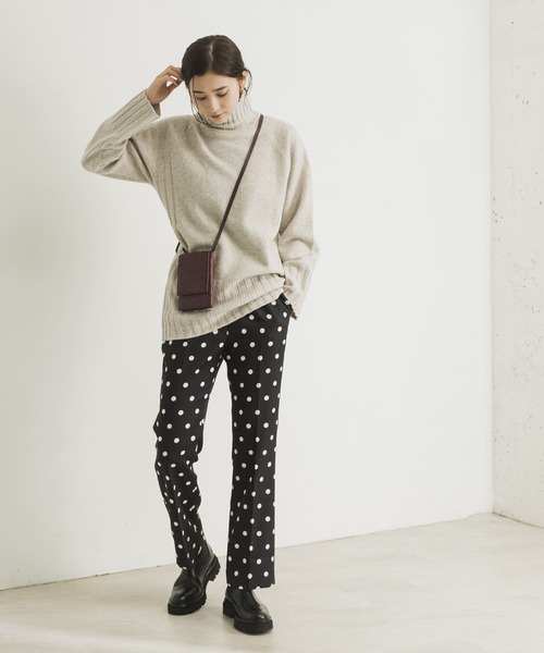 URBAN RESEARCH(アーバンリサーチ)の「ドットプリントスリムイージーパンツ(その他パンツ・レディース・チャコールグレー/ブラック・36/38)」の19枚目の写真