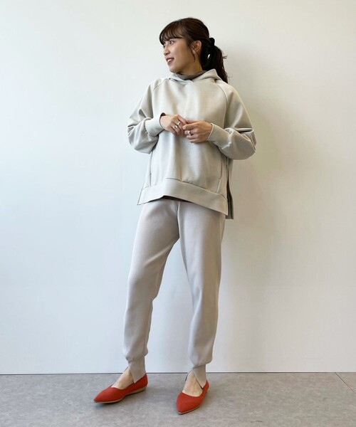 UNFILO(アンフィーロ)の「ウールジャージータートル(Tシャツ/カットソー・レディース・ブラック系/ホワイト系/ライトグレー系/ダークブラウン系・SMALL/MEDIUM)」の8枚目の写真
