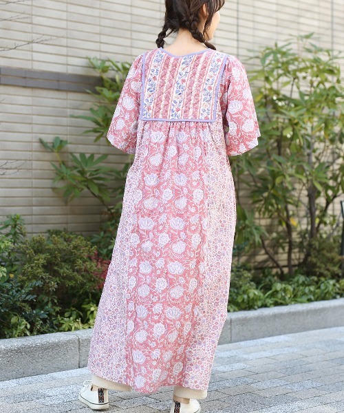 チチカカ（チチカカ）の「エコフレンドリー パッチブロックプリントワンピース（ワンピース・レディース・ピンク/ブルー・FREE）」の6枚目の写真