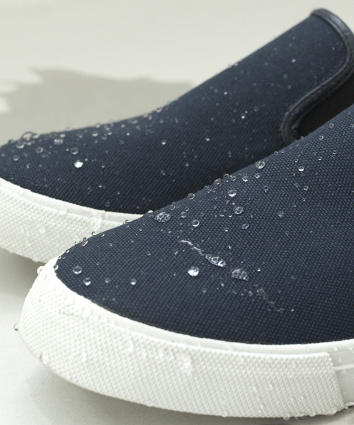 WHO'S WHO gallery(フーズフーギャラリー)の「【Splash/feed】WATER PROOF キャンバススリッポン(スニーカー・メンズ・ホワイト/ブラック/ダークネイビー・25.5cm/26.5cm/27.5cm)」の13枚目の写真