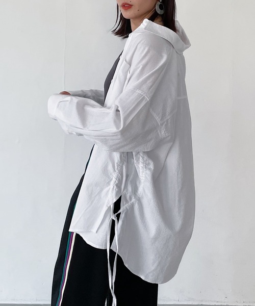 PAGEBOY(ページボーイ)の「ウエストドロストシャツ(シャツ/ブラウス・レディース・ブルー系その他/ブラック/オフホワイト・FREE)」の2枚目の写真