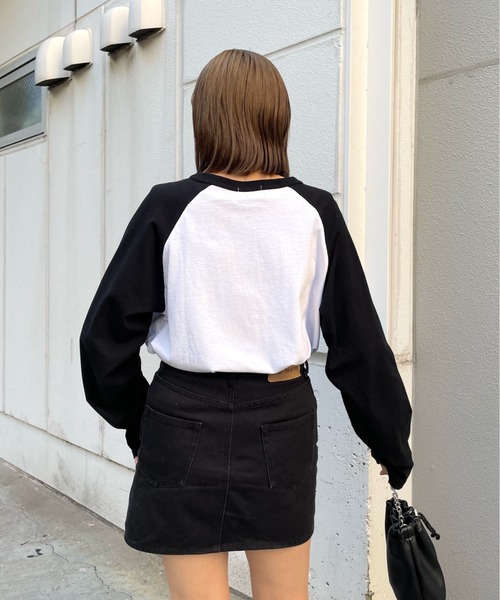 WHO'S WHO gallery(フーズフーギャラリー)の「シャーロットラグランロンT(Tシャツ/カットソー・レディース・オフホワイト/チャコールグレー・FREE)」の5枚目の写真