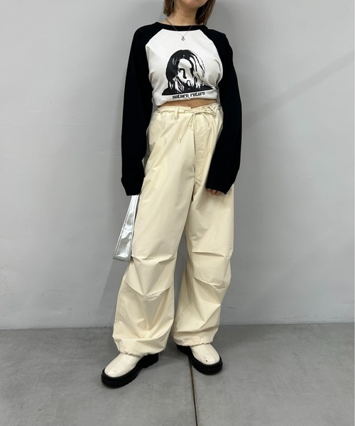 WHO'S WHO gallery(フーズフーギャラリー)の「シャーロットラグランロンT(Tシャツ/カットソー・レディース・オフホワイト/チャコールグレー・FREE)」の8枚目の写真