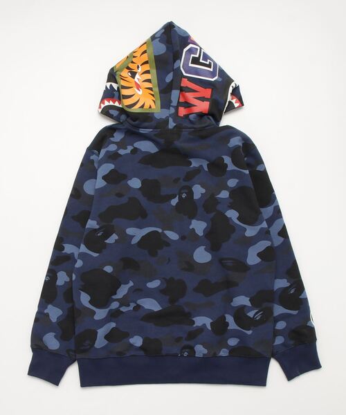 A BATHING APE（アベイシングエイプ）の「COLOR CAMO SHARK ZIP