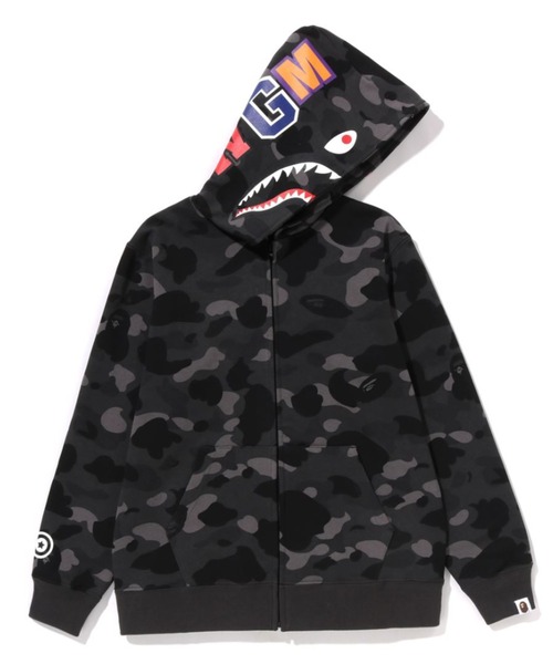 A BATHING APE（アベイシングエイプ）の「COLOR CAMO SHARK ZIP
