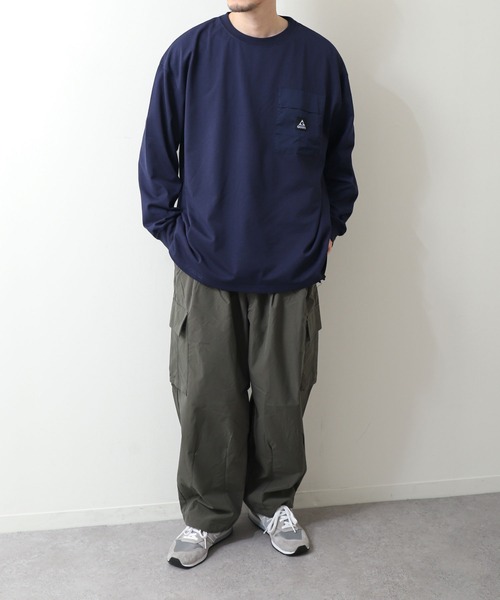 GERRY（ジェリー）の「【GERRY】 ロゴ高機能ポケット長袖Tシャツ（Tシャツ/カットソー・レディース・グレイッシュベージュ/ホワイト/ダークブルー・MEDIUM/LARGE/X-LARGE）」の14枚目の写真
