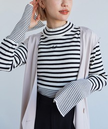 w closet | 刺繍入り配色ハイネックプルオーバー(ニット/セーター)