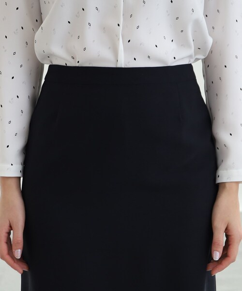 INDIVI（インディヴィ）の「◆【定番スーツ/通勤/UVケア】ストレートスカート（スカート・レディース・ネイビー/ブラック・05/36/12/40/34/38/13/15 /19/42/03/17）」の7枚目の写真