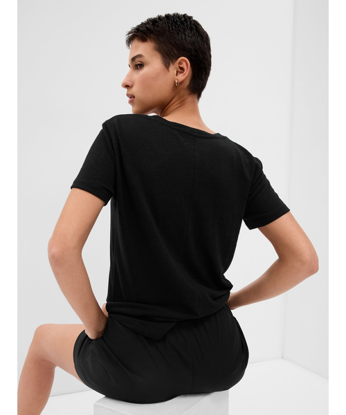 GAP（ギャップ）の「リネンブレンド Tシャツ（Tシャツ/カットソー・レディース・ブラック/グリーン/ホワイト/グリーン系その他・M/L/XL/XXS/S/XS）」の15枚目の写真