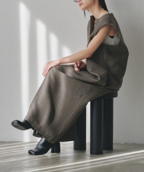 TODAYFUL（トゥデイフル）の「TODAYFUL(トゥデイフル) "Chunky Heel Sabot"チャンキーヒールサボ/12321004（サンダル・レディース・ブラック・38/36/37）」の9枚目の写真