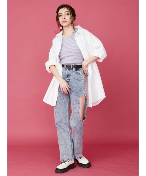 EVRIS（エヴリス）の「ワンポイントベーシックオーバーサイズシャツ（シャツ/ブラウス・レディース・ホワイト/イエロー/ブルー・FREE）」の7枚目の写真