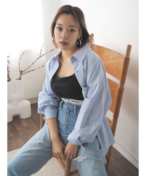 EVRIS（エヴリス）の「ワンポイントベーシックオーバーサイズシャツ（シャツ/ブラウス・レディース・ホワイト/イエロー/ブルー・FREE）」の15枚目の写真