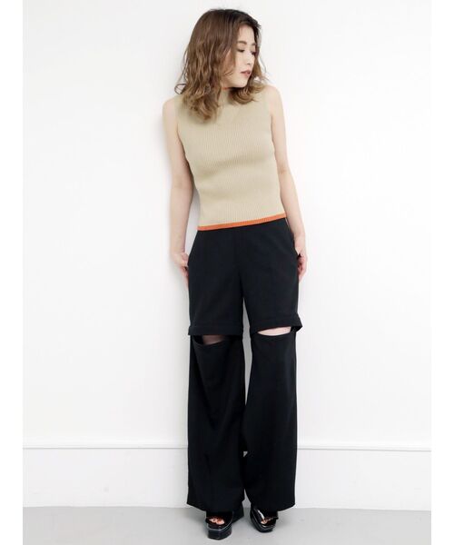 MURUA（ムルーア）の「ローライズカッティングパンツ【2way】（スラックス・レディース・グレー/ブラック・1/2）」の21枚目の写真