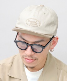 UNIVERSAL OVERALL | ロゴ刺繍 バイカラー ショートバイザー(キャップ)