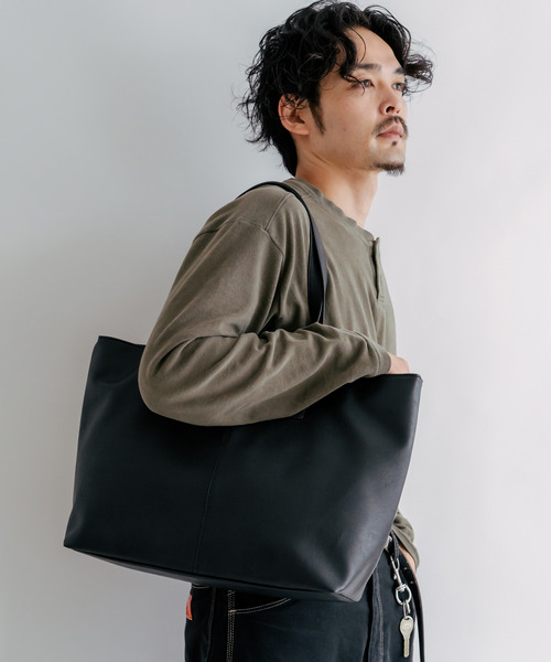 DEVICE（デバイス）の「合皮 両あおり シンプル センター 刺繍 デザイン トートバッグ（トートバッグ・メンズ・ブラック/ダークブラウン/キャメル/ネイビー/グレー・FREE）」の14枚目の写真