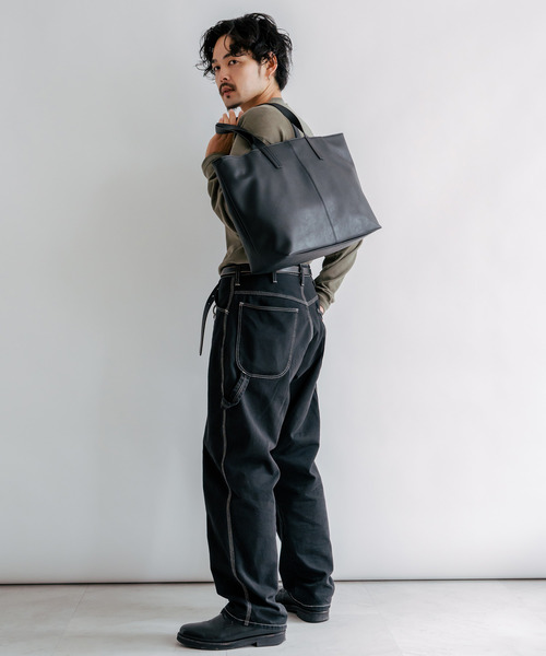 DEVICE（デバイス）の「合皮 両あおり シンプル センター 刺繍 デザイン トートバッグ（トートバッグ・メンズ・ブラック/ダークブラウン/キャメル/ネイビー/グレー・FREE）」の17枚目の写真