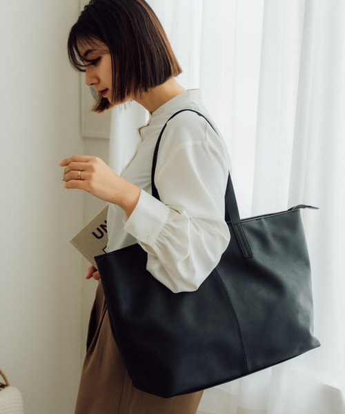DEVICE（デバイス）の「合皮 両あおり シンプル センター 刺繍 デザイン トートバッグ（トートバッグ・メンズ・ブラック/ダークブラウン/キャメル/ネイビー/グレー・FREE）」の22枚目の写真