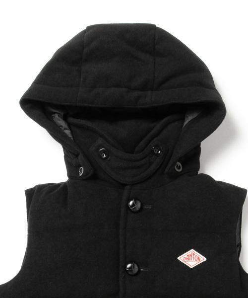 Ray BEAMS（レイビームス）の「DANTON × Ray BEAMS / 別注 モッサ ダウンベスト 15（ダウンベスト・レディース・グレー/ブラック/ネイビー・34）」の12枚目の写真