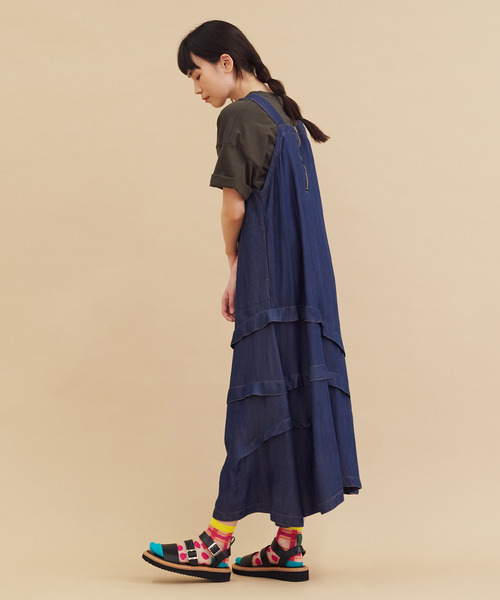 FRAPBOIS（フラボア）の「パウダーデニム ジャンパースカート（ジャンパースカート・レディース・ブルー・1）」の8枚目の写真