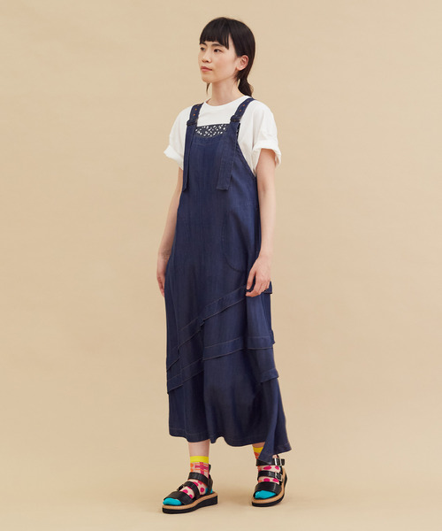 FRAPBOIS（フラボア）の「パウダーデニム ジャンパースカート（ジャンパースカート・レディース・ブルー・1）」の4枚目の写真