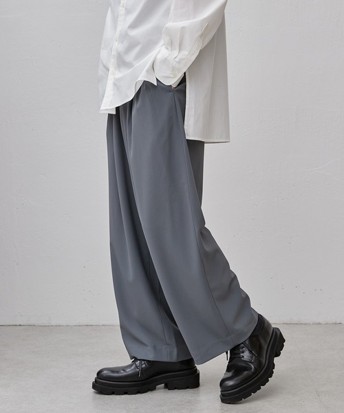 Lui's（ルイス）の「ドレープハカマパンツ（その他パンツ・メンズ・グレー/ブラック/ベージュ・マルチサイズ）」の2枚目の写真